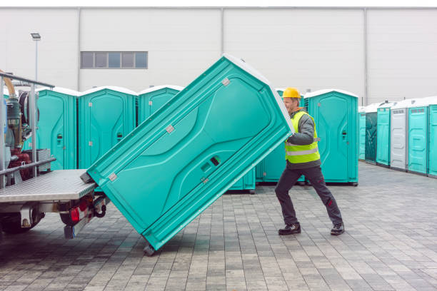 Portable bathroom rental in Silvis, IL