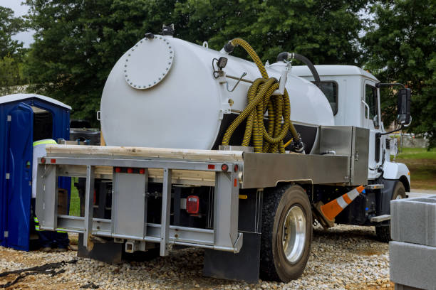 Best Porta potty delivery and setup  in Svis, IL